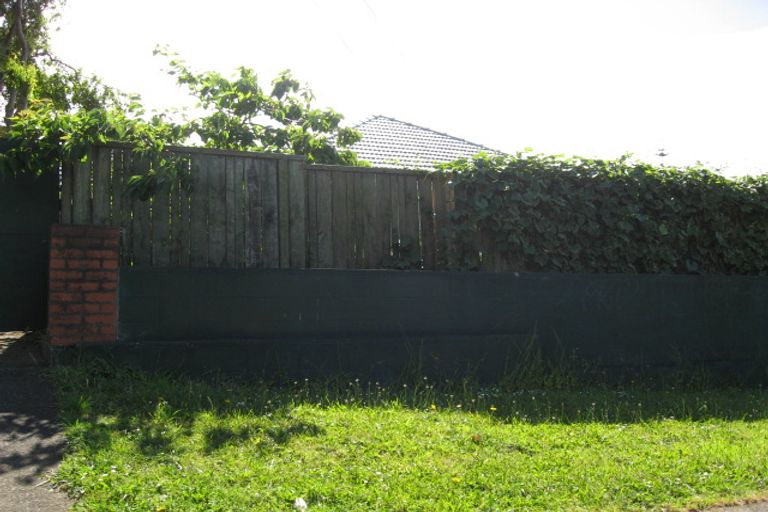 Photo of property in 3 Chipping Dale, Mangere Bridge, Auckland, 2022