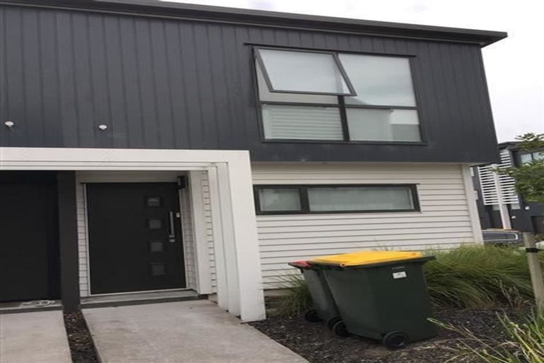 Photo of property in 41 Carder Court, Hobsonville, Auckland, 0618