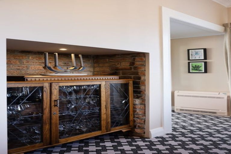 Photo of property in 75 Eglinton Road, Mornington, Dunedin, 9011