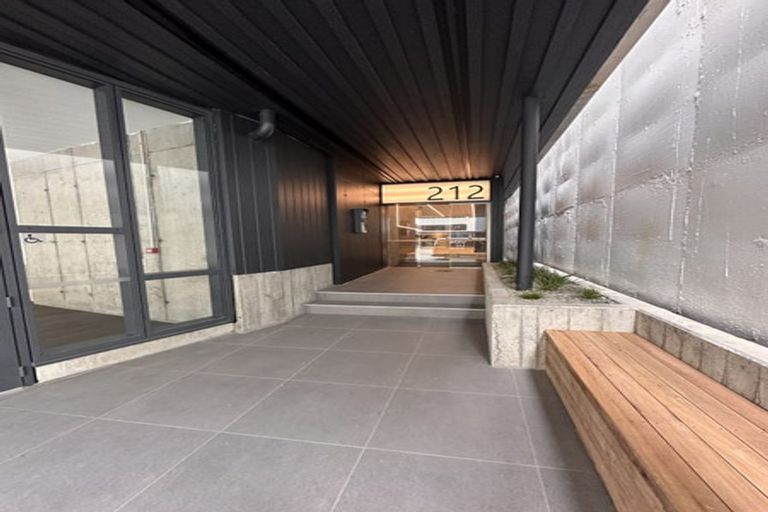Photo of property in 907/212 Willis Street, Te Aro, Wellington, 6011