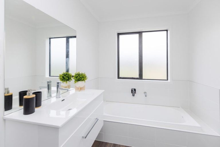 Photo of property in 21b Kimihia Road, Huntly, 3700