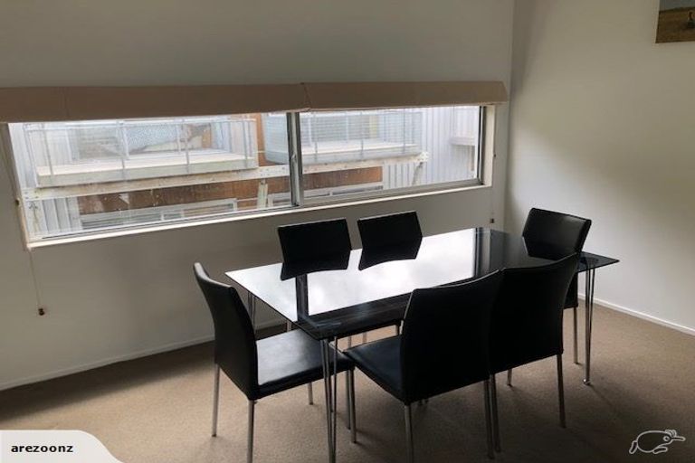 Photo of property in 24/2 Onslow Road, Khandallah, Wellington, 6035