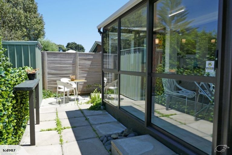 Photo of property in 3 Bellbird Place, Orewa, 0931