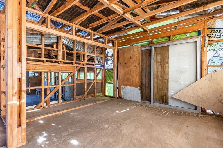 Photo of property in 28a Michael Road, Paraparaumu Beach, Paraparaumu, 5032