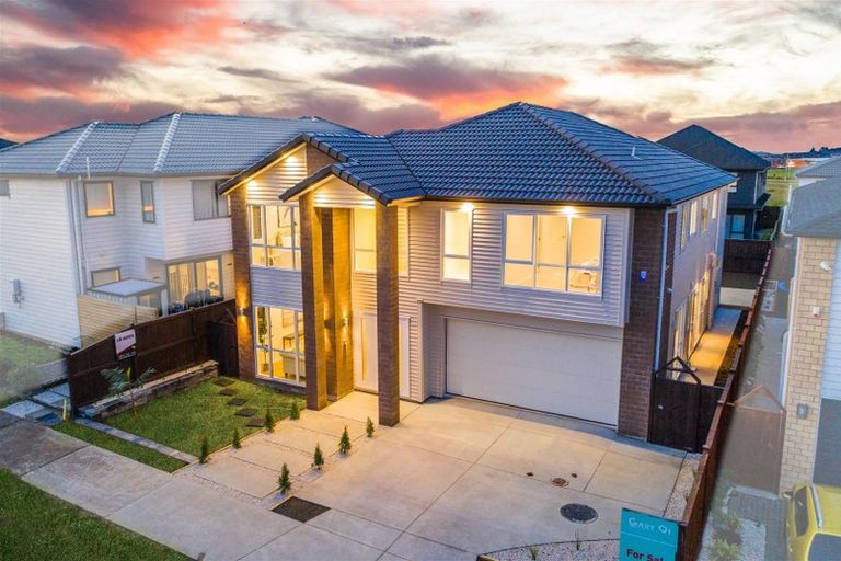 Photo of property in 16 Puoro Street, Flat Bush, Auckland, 2019