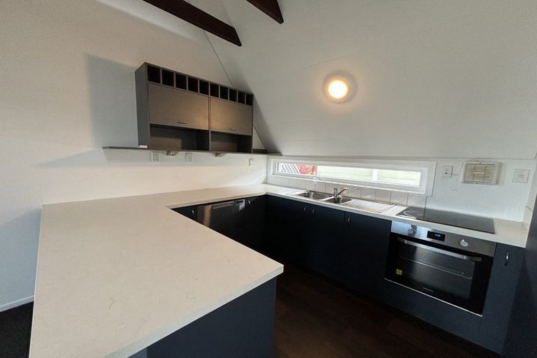 Photo of property in 1/99 Major Hornbrook Road, Mount Pleasant, Christchurch, 8081