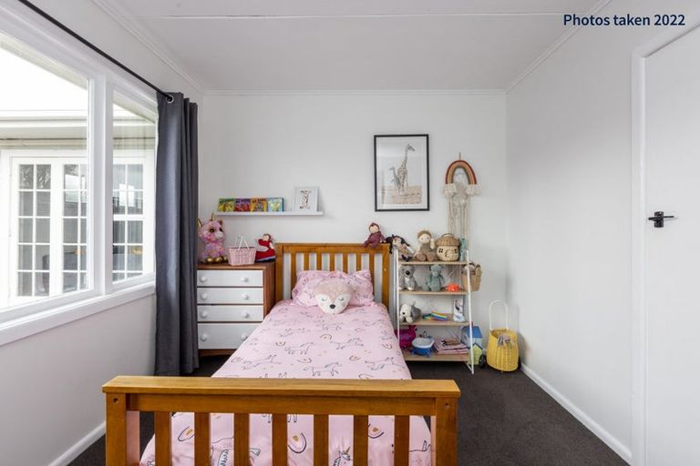 Photo of property in 19 Shrimpton Road, Haumoana, 4102