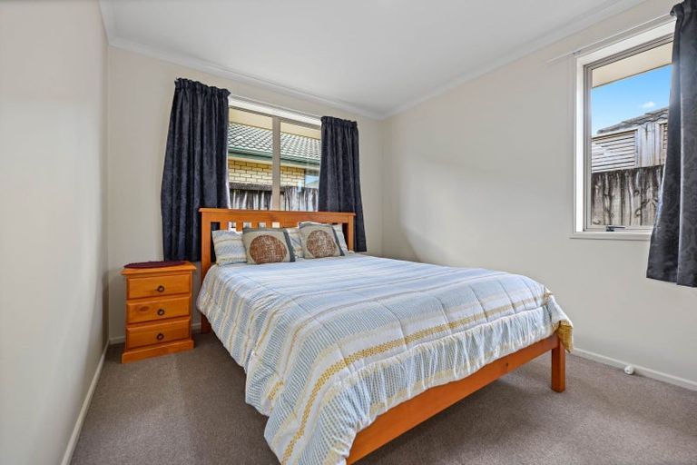 Photo of property in 6 Locksley Lane, Hamilton East, Hamilton, 3216