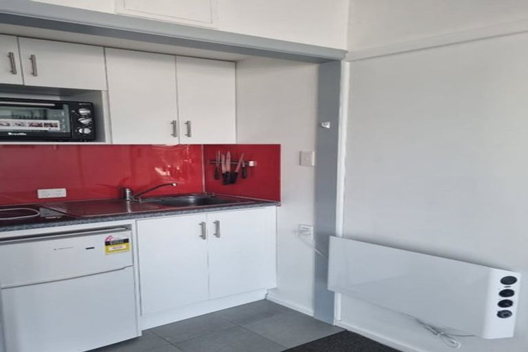 Photo of property in Avon Flats, 11/217 The Terrace, Wellington Central, Wellington, 6011