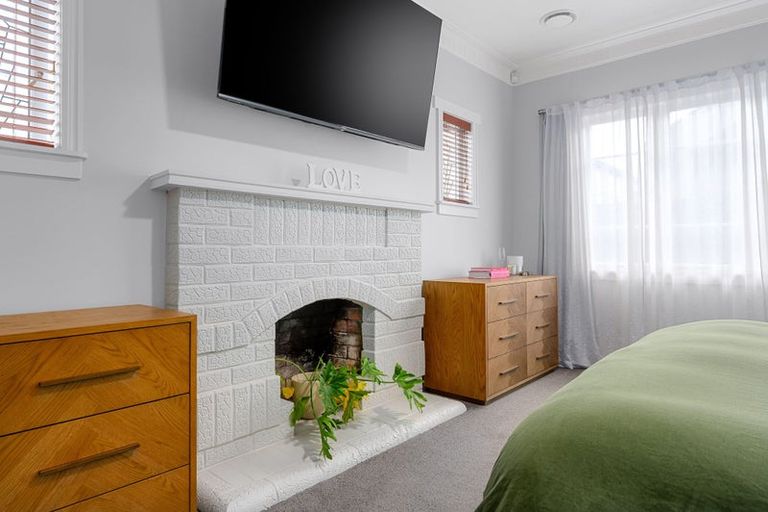 Photo of property in 6 Strowan Avenue, Fairfield, Hamilton, 3214