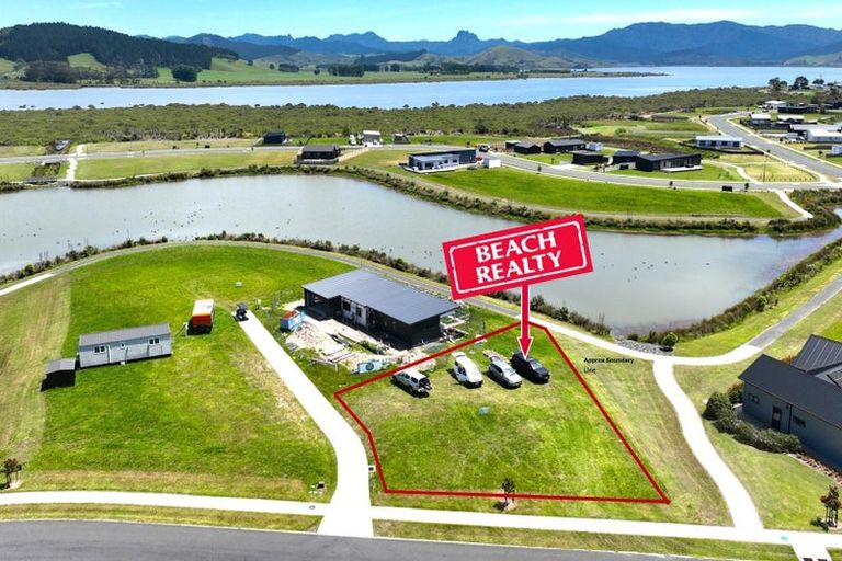Photo of property in 104 Kopani Road, Matarangi, 3592