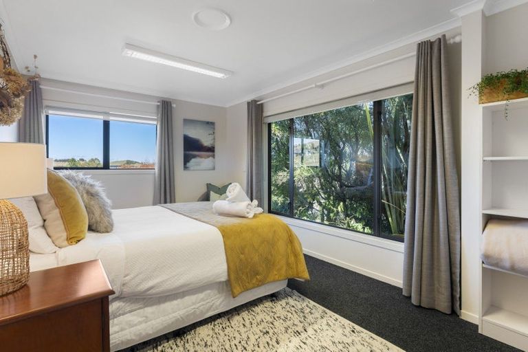 Photo of property in 20 Katelyn Place, Kinloch, Taupo, 3385