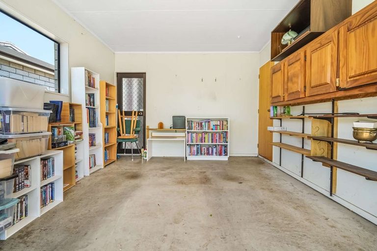 Photo of property in 15d Holyrood Terrace, Waipukurau, 4200