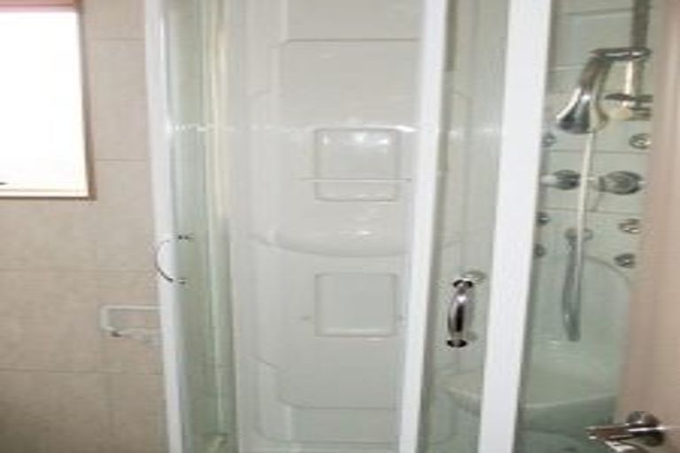 Photo of property in 27a Captain Scott Road, Glen Eden, Auckland, 0602