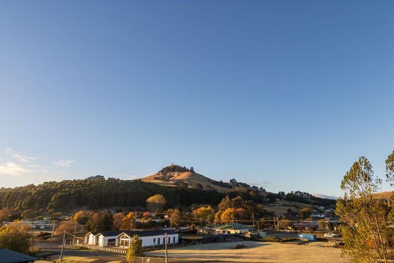 Photo of property in 25 Copinsha Street, Palmerston, 9430