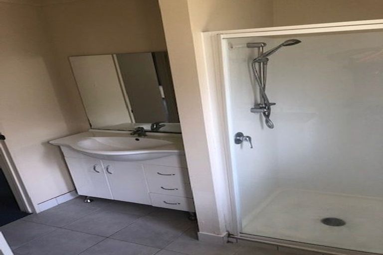 Photo of property in 12 Japonica Drive, Beach Haven, Auckland, 0626