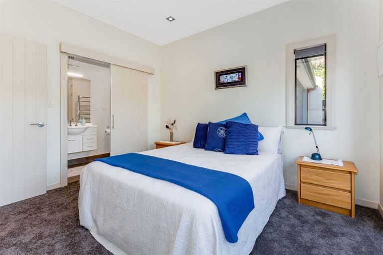 Photo of property in 16 Kahurangi Heights, Aotea, Porirua, 5024