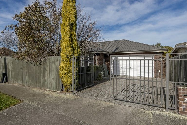 Photo of property in 2/2 Ailsa Street, Mairehau, Christchurch, 8013