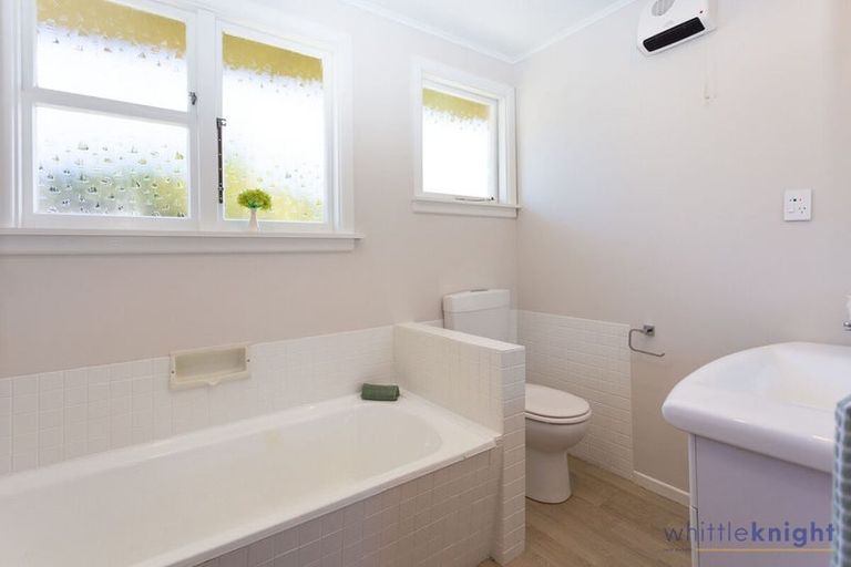 Photo of property in 25 Parker Street, Hornby, Christchurch, 8042