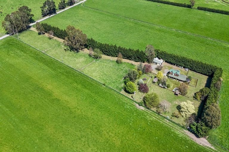 Photo of property in 157 Perrys Road, East Taratahi, Masterton, 5887