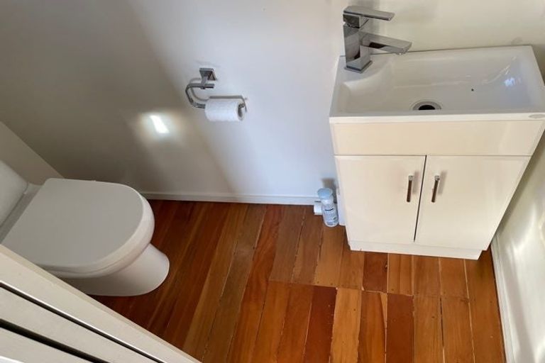 Photo of property in 15 Lucienne Place, Hillsborough, Christchurch, 8022