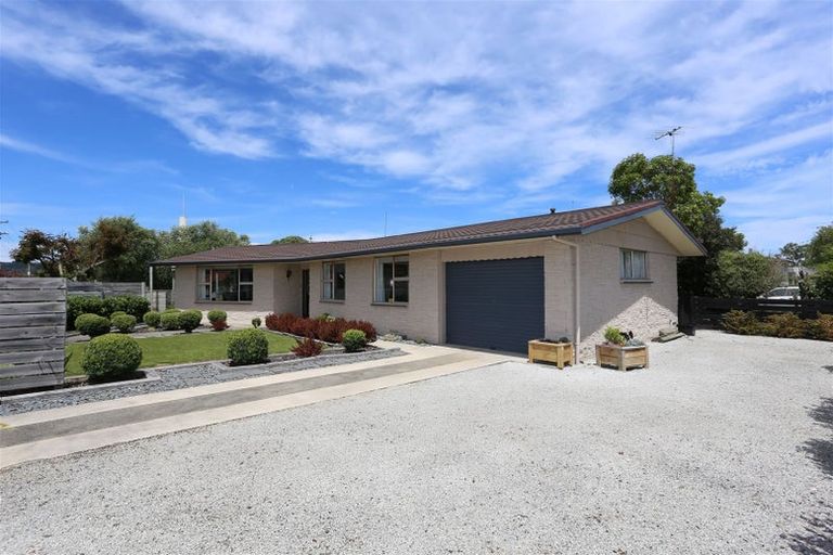 Photo of property in 2 Mason Street, Riverdale, Gisborne, 4010