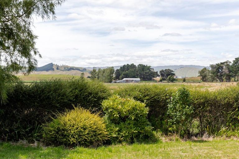 Photo of property in 72 Oparatai Road, Mangatainoka, Pahiatua, 4982