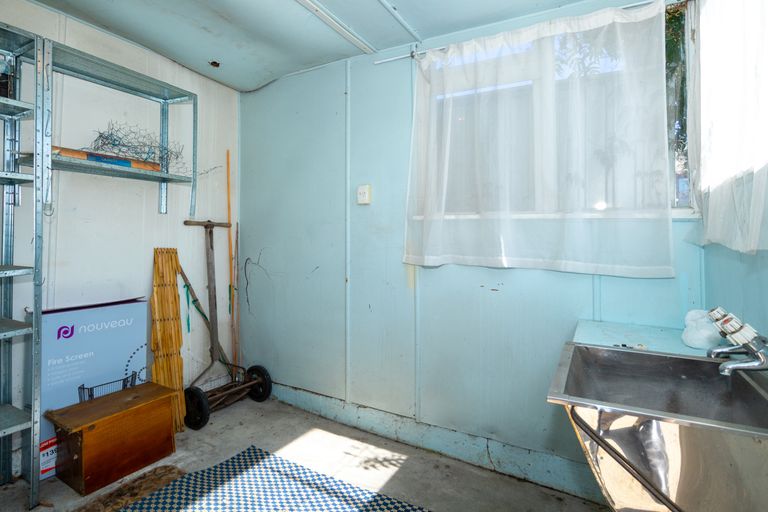 Photo of property in 1/3 Chaucer Street, Highfield, Timaru, 7910