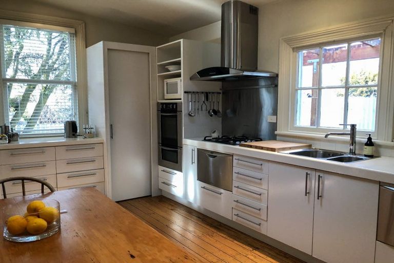 Photo of property in 14 Anglesea Street, Arrowtown, 9302