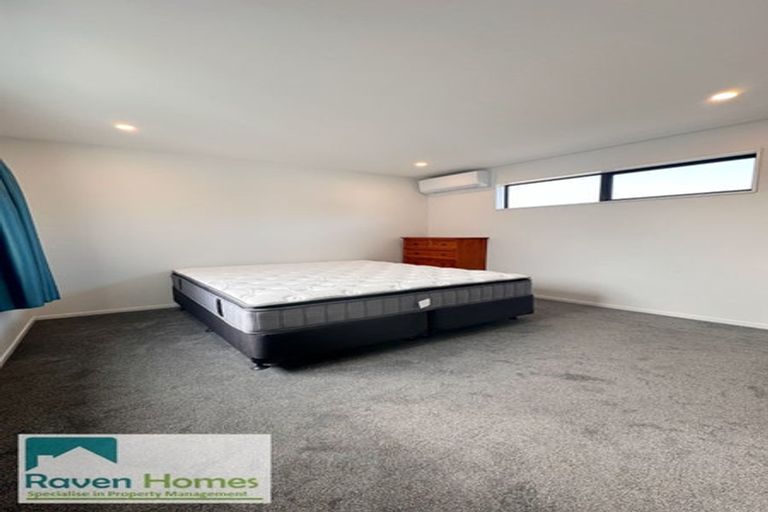 Photo of property in 49d Royal View Road, Te Atatu South, Auckland, 0610