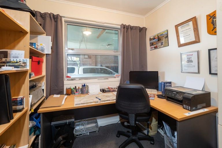 Photo of property in 52 Mcmurdo Street, Tinwald, Ashburton, 7700