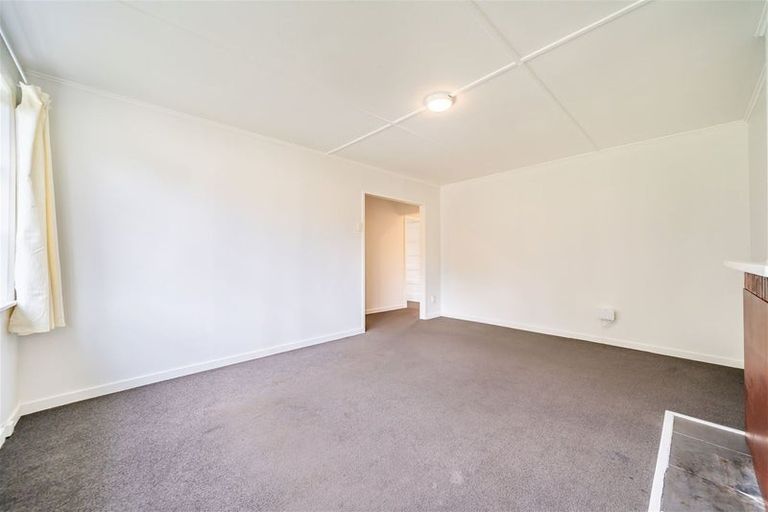 Photo of property in 36 Harris Street, Naenae, Lower Hutt, 5011