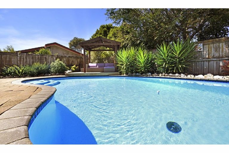 Photo of property in 13 Malthouse Crescent, Brightwater, 7022