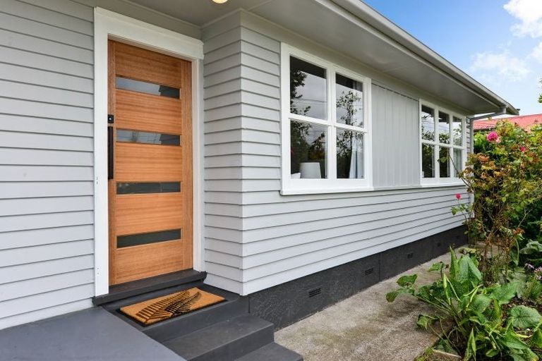 Photo of property in 5 Cricket Place, Melville, Hamilton, 3206