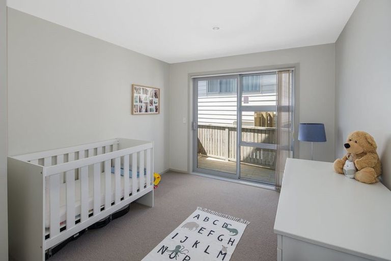 Photo of property in 19a Comber Place, Johnsonville, Wellington, 6037