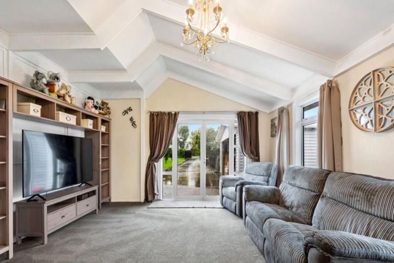 Photo of property in 73 Keepa Road, Coastlands, Whakatane, 3191