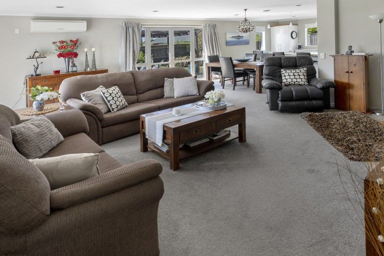 Photo of property in 9 O'shea Place, Wakefield, 7025