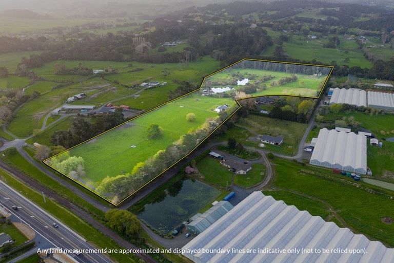 Photo of property in 12 Joyce Adams Place, Waimauku, 0883