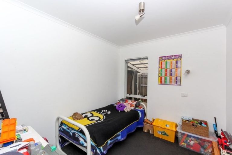 Photo of property in 7 Marchant Place, Westown, New Plymouth, 4310