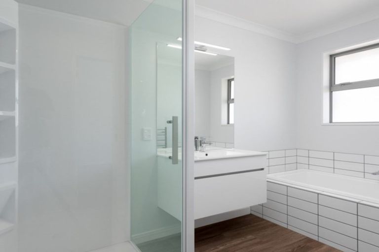 Photo of property in 4 Caproni Road, Burleigh, Blenheim, 7201