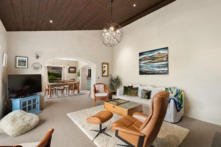 Photo of property in 27 Drake Place, Lake Hawea, Wanaka, 9382