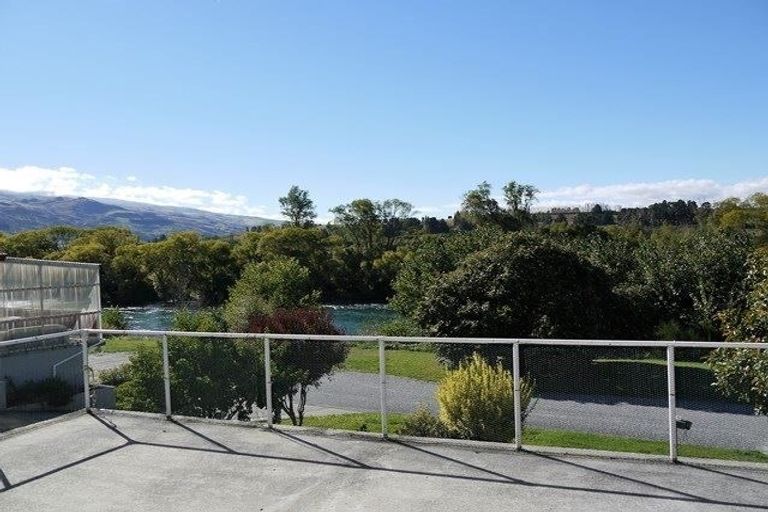 Photo of property in 41 Cheviot Street, Roxburgh, 9500