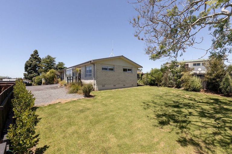 Photo of property in 138b Kingswood Road, Brookfield, Tauranga, 3110