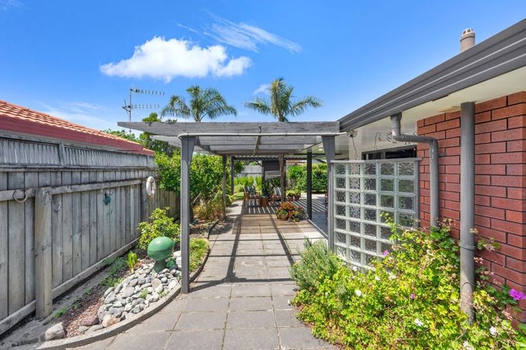 Photo of property in 10 Bishops Close, Greenmeadows, Napier, 4112