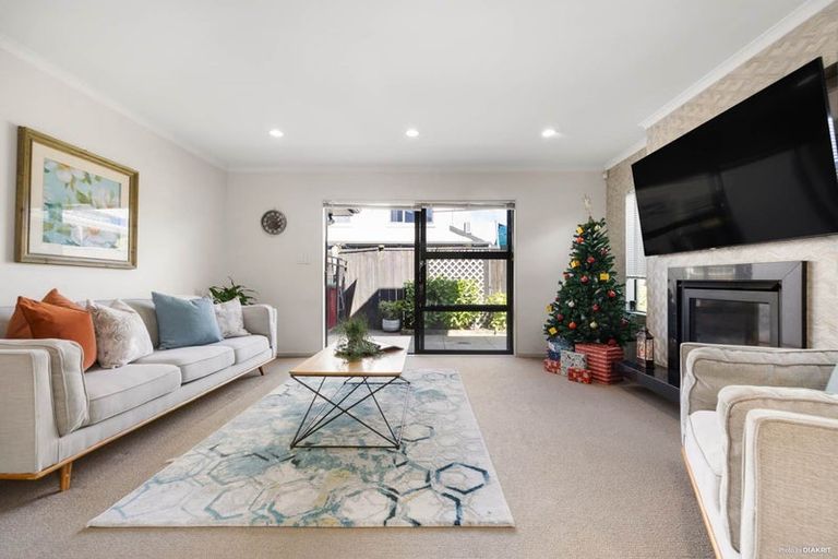 Photo of property in 170a Ridge Road, Howick, Auckland, 2014