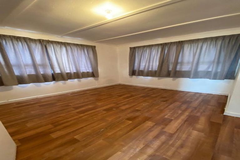 Photo of property in 166 Great South Road, Drury, 2113