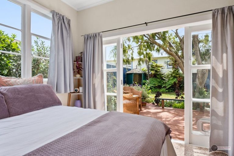 Photo of property in 381 Jackson Street, Petone, Lower Hutt, 5012