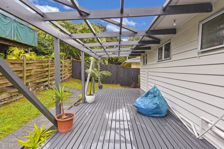 Photo of property in 2/49 Seaview Road, Glenfield, Auckland, 0629