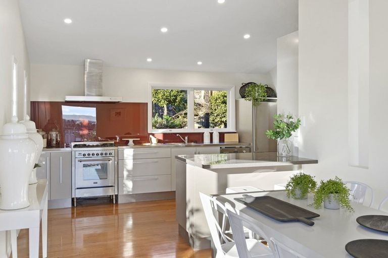 Photo of property in 21 Cannon Hill Crescent, Mount Pleasant, Christchurch, 8081