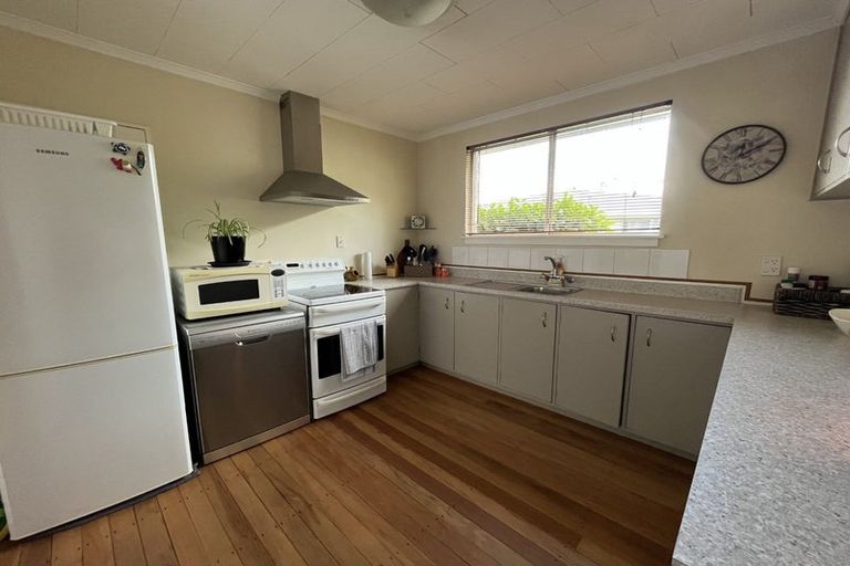 Photo of property in 1/20 Dakota Grove, Totara Park, Upper Hutt, 5018